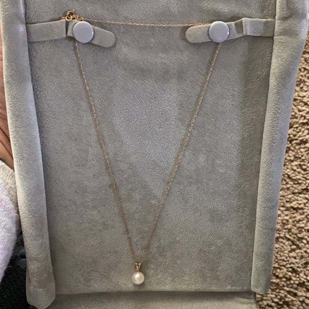 Pearl necklace